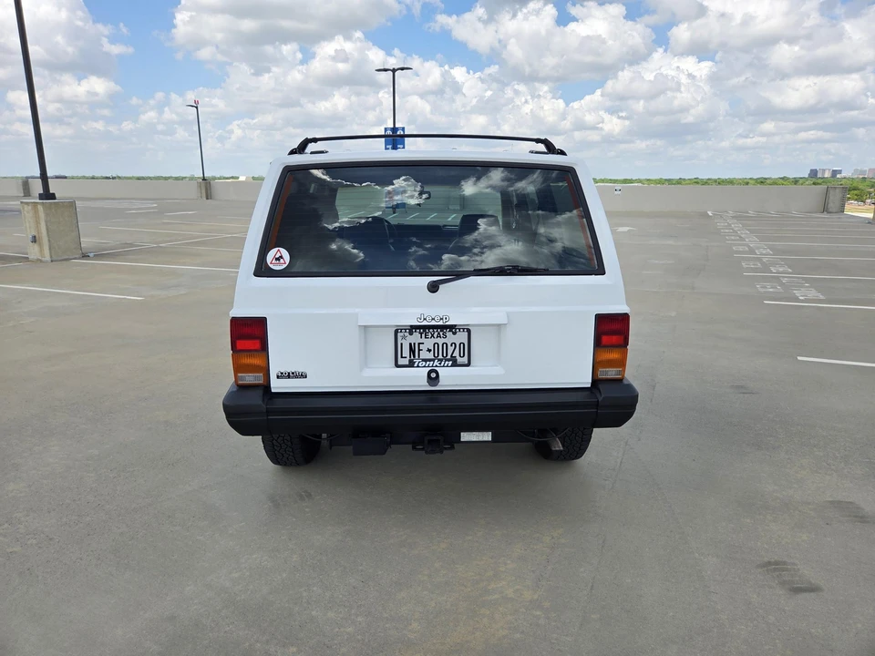 1994 Jeep XJ Cherokee - Image 15 of 31