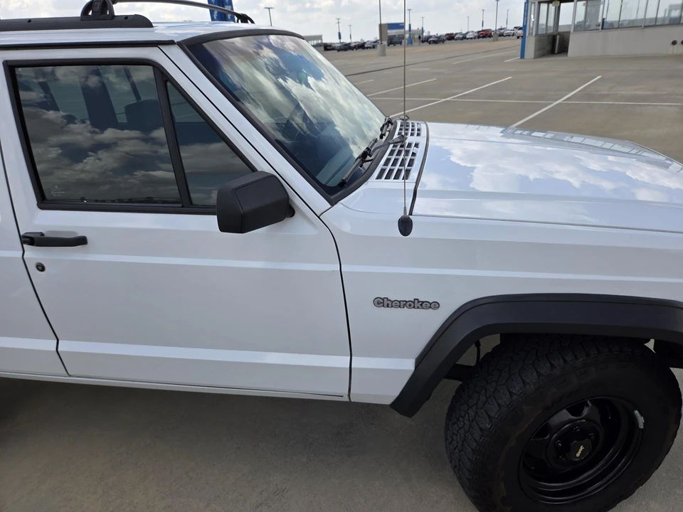 1994 Jeep XJ Cherokee - Image 24 of 31