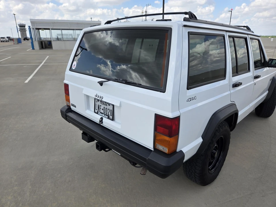1994 Jeep XJ Cherokee - Image 23 of 31