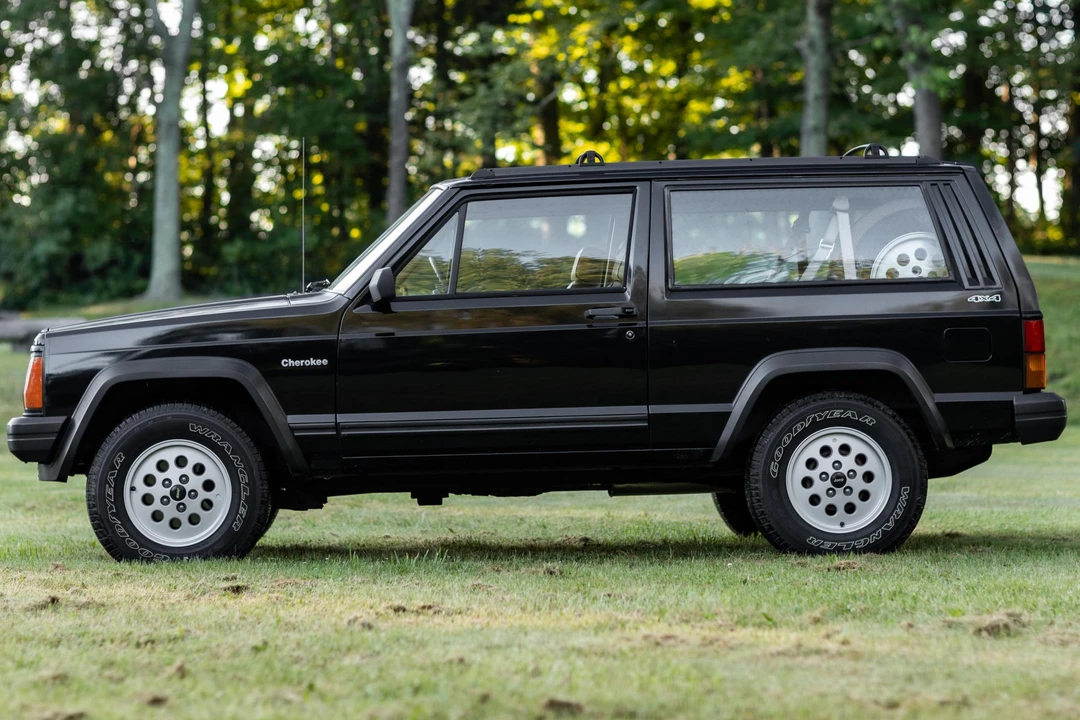 1994 Jeep XJ Cherokee - Image 3 of 31