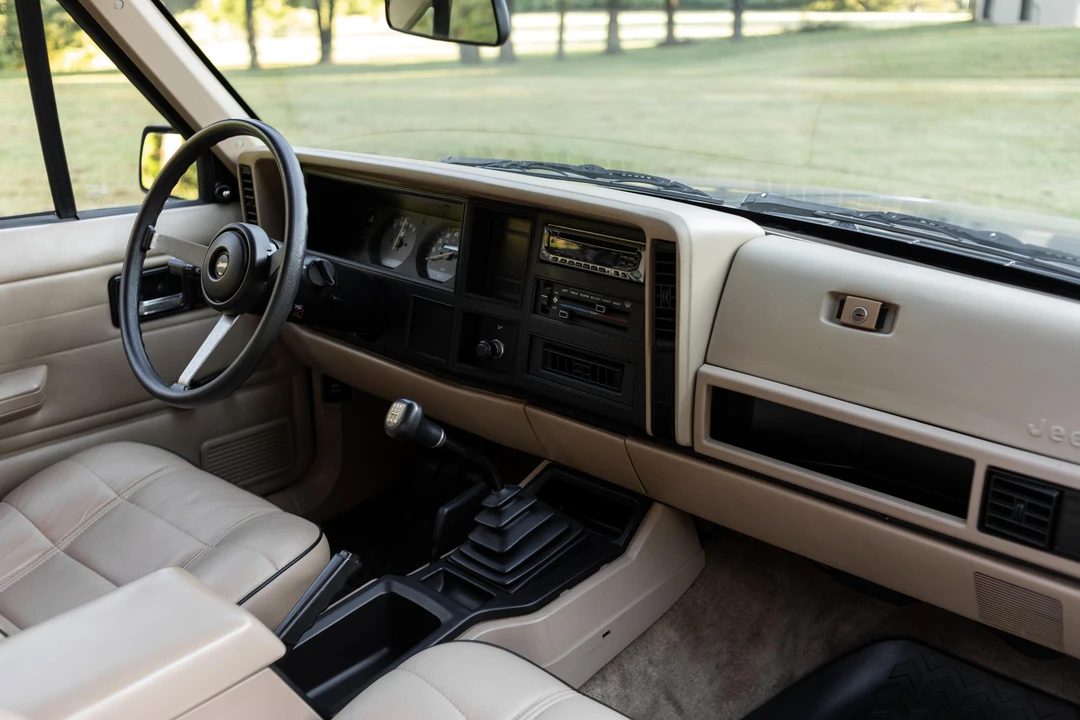 1994 Jeep XJ Cherokee - Image 26 of 31