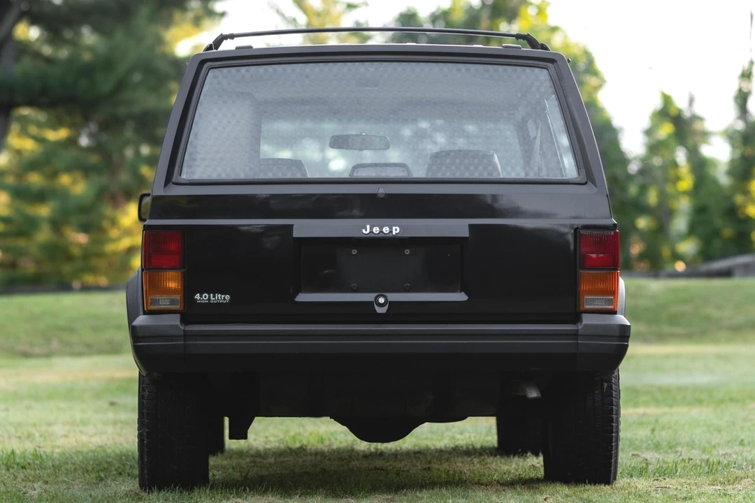 1994 Jeep XJ Cherokee - Image 5 of 31