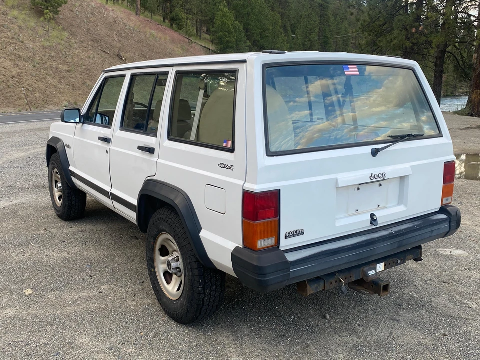 1994 Jeep XJ Cherokee - Image 7 of 31
