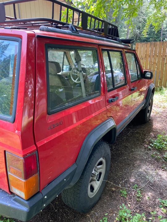 1994 Jeep XJ Cherokee - Image 5 of 10