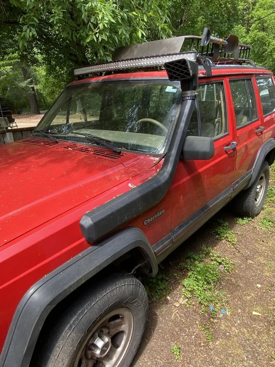 1994 Jeep XJ Cherokee - Image 2 of 11