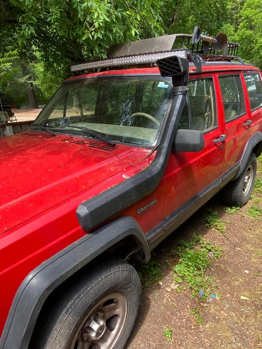 1994 Jeep XJ Cherokee - Image 2 of 10