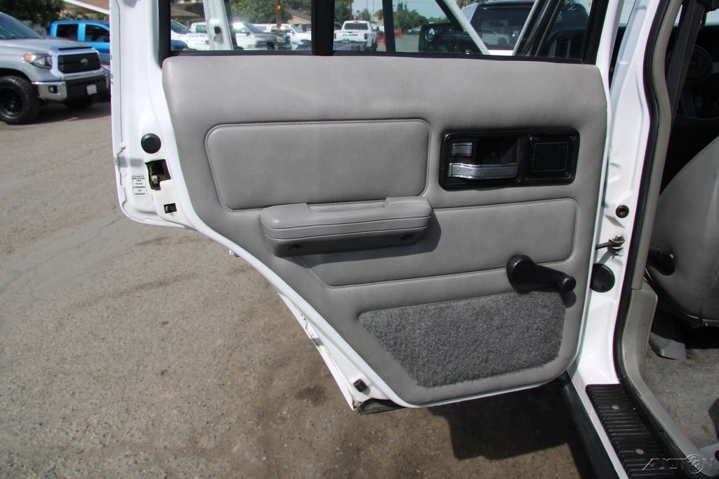 1994 Jeep XJ Cherokee - Image 21 of 21