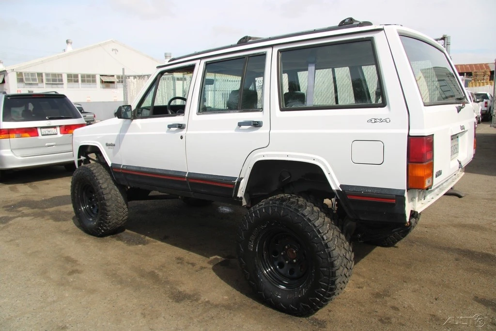 1994 Jeep XJ Cherokee - Image 5 of 21