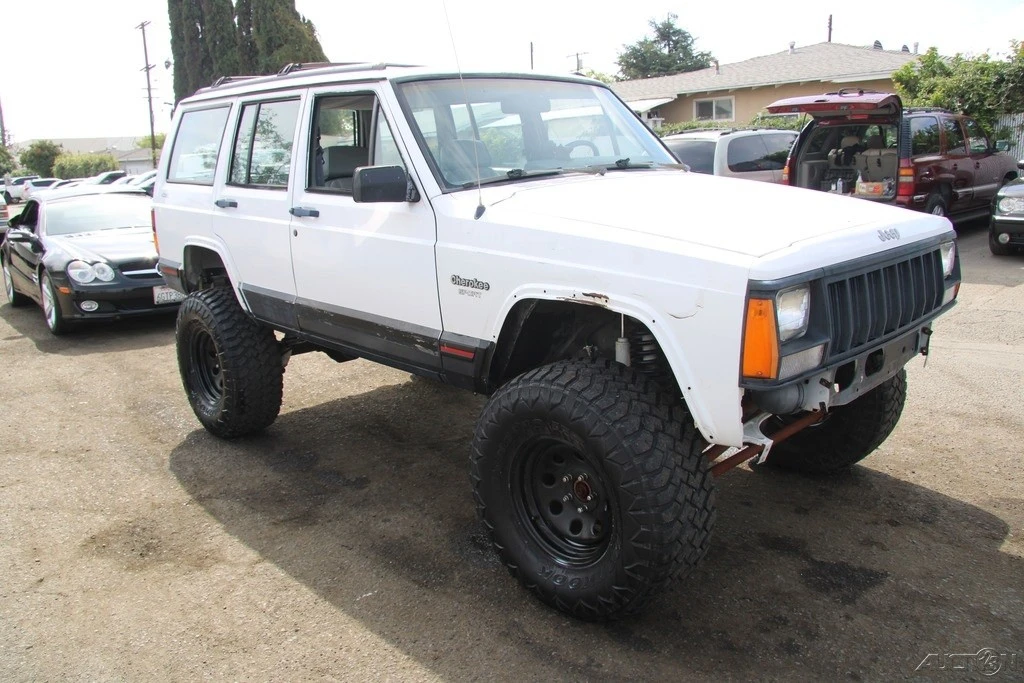 1994 Jeep XJ Cherokee - Image 10 of 21