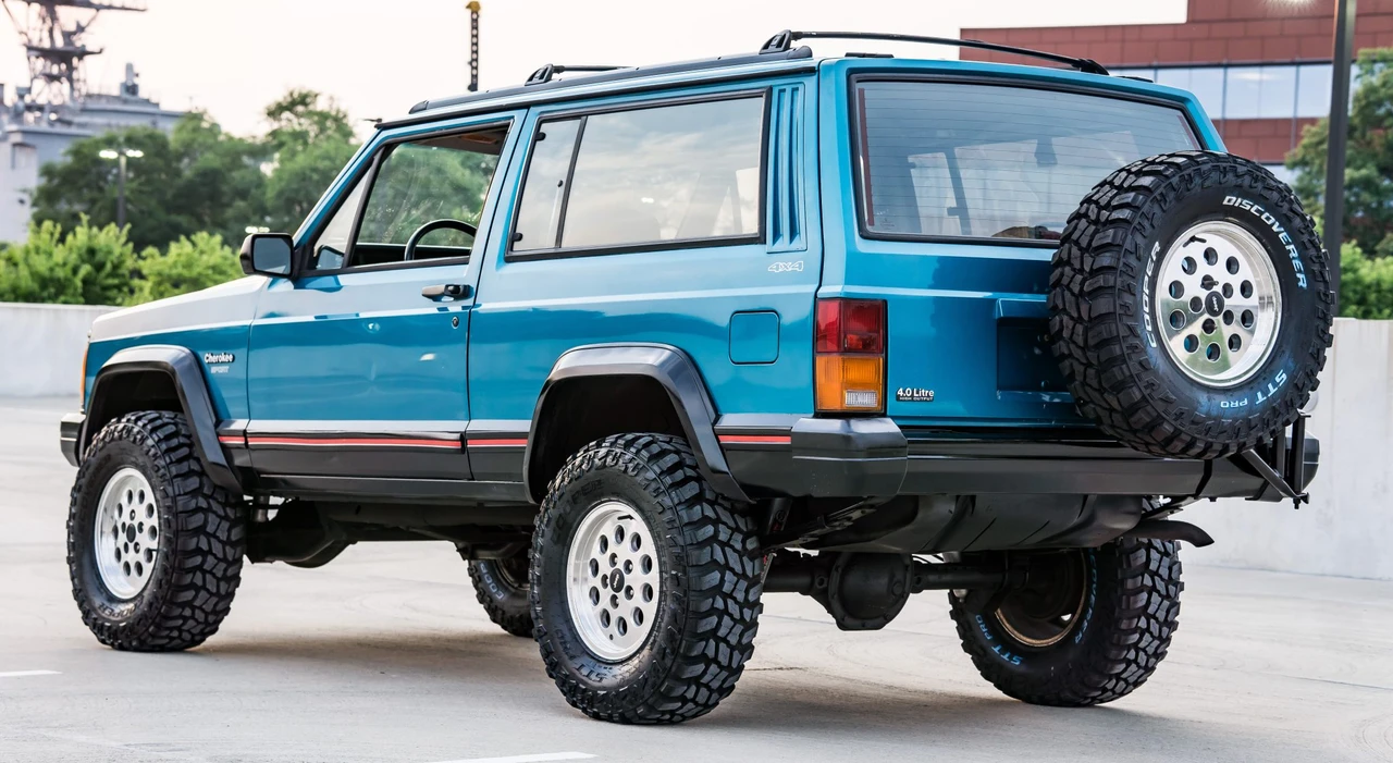 1994 Jeep XJ Cherokee - Image 14 of 31