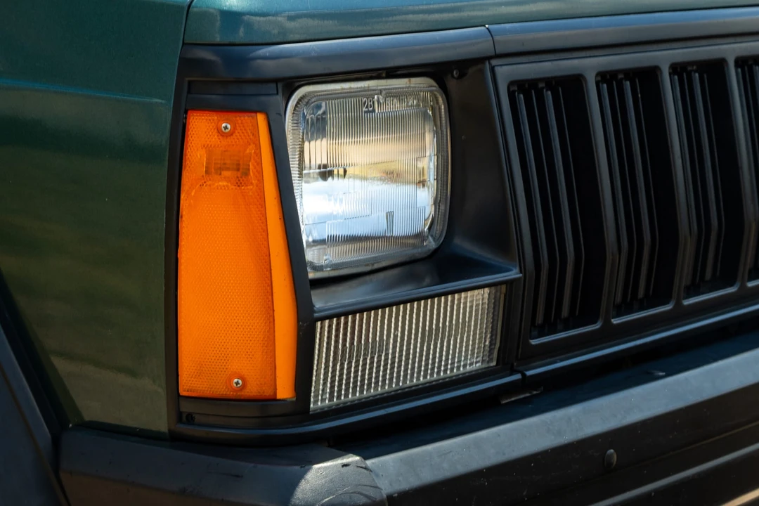 1994 Jeep XJ Cherokee - Image 29 of 31
