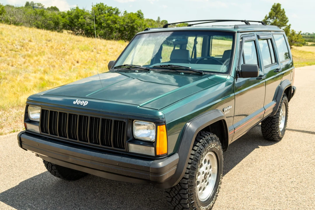 1994 Jeep XJ Cherokee - Image 9 of 31