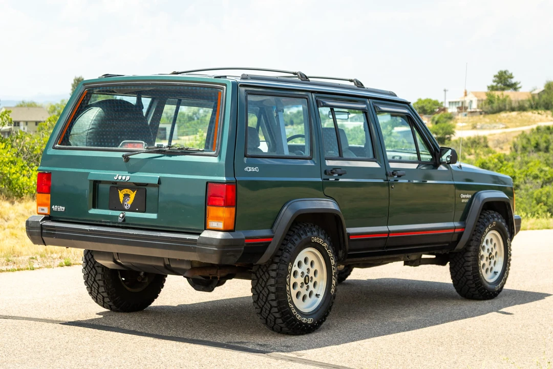 1994 Jeep XJ Cherokee - Image 22 of 31