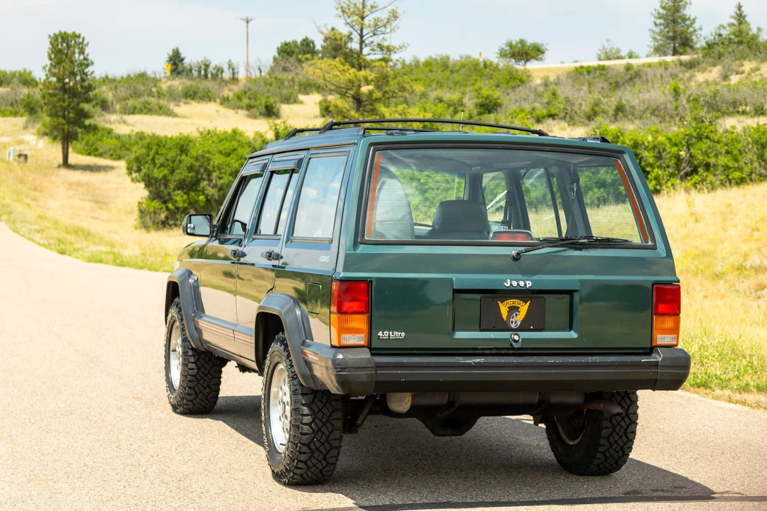 1994 Jeep XJ Cherokee - Image 17 of 31