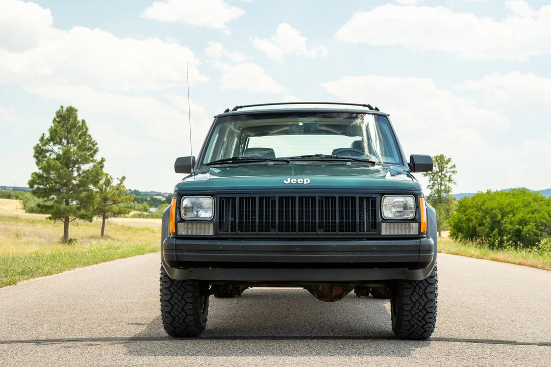 1994 Jeep XJ Cherokee - Image 6 of 31