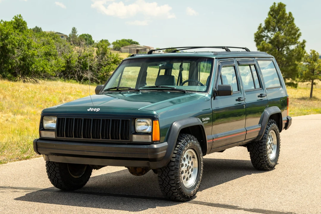 1994 Jeep XJ Cherokee - Image 10 of 31