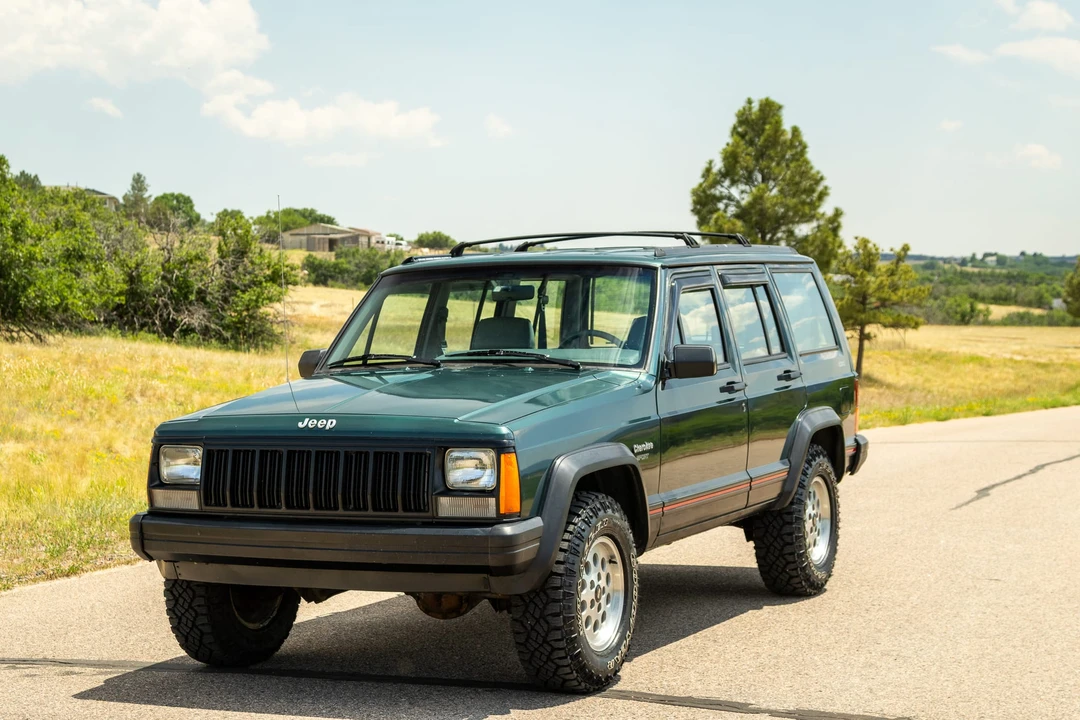 1994 Jeep XJ Cherokee - Image 11 of 31