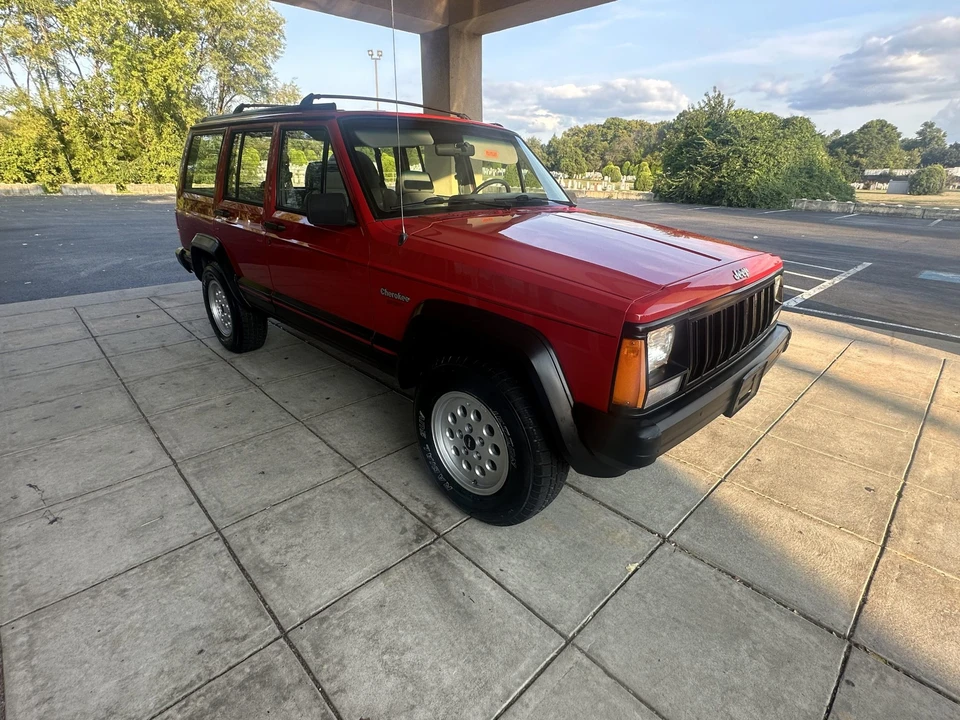 1994 Jeep XJ Cherokee - Image 29 of 31