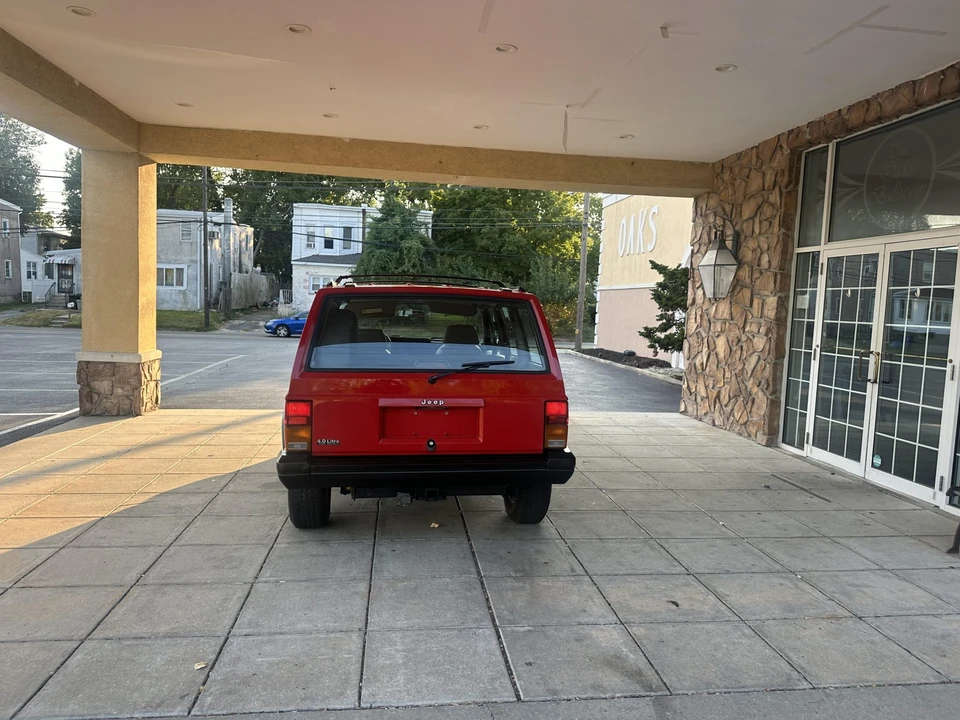 1994 Jeep XJ Cherokee - Image 17 of 31