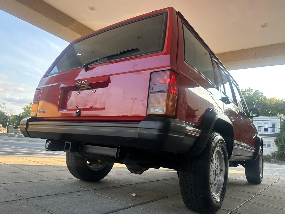 1994 Jeep XJ Cherokee - Image 22 of 31