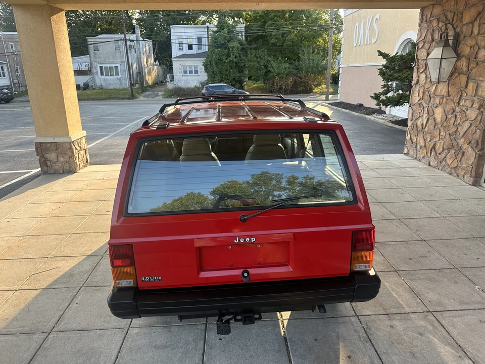 1994 Jeep XJ Cherokee - Image 15 of 31