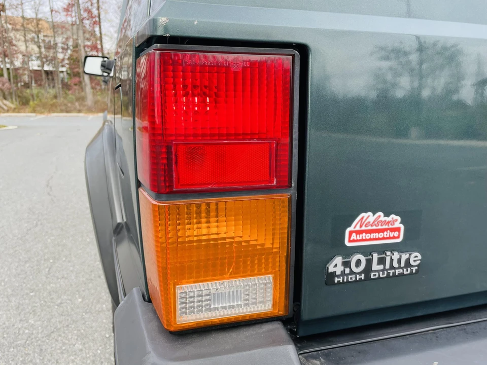 1994 Jeep XJ Cherokee - Image 22 of 31