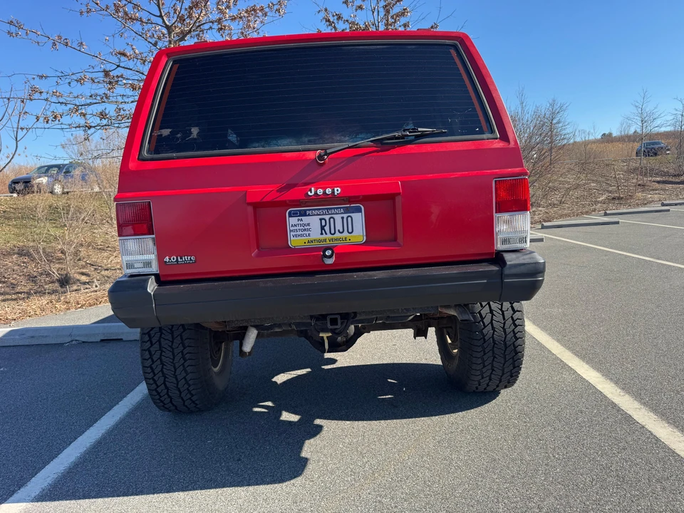 1994 Jeep XJ Cherokee - Image 9 of 31