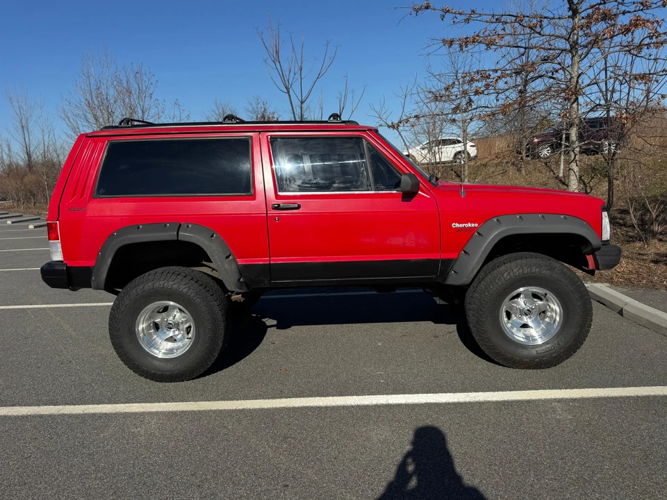 1994 Jeep XJ Cherokee - Image 10 of 31