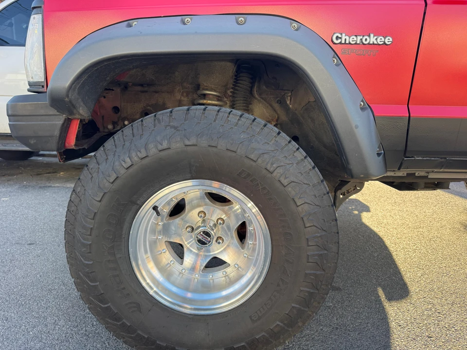 1994 Jeep XJ Cherokee - Image 25 of 31