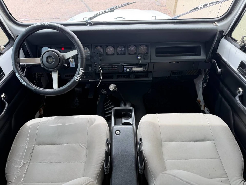 1994 Jeep YJ Wrangler - Image 15 of 24