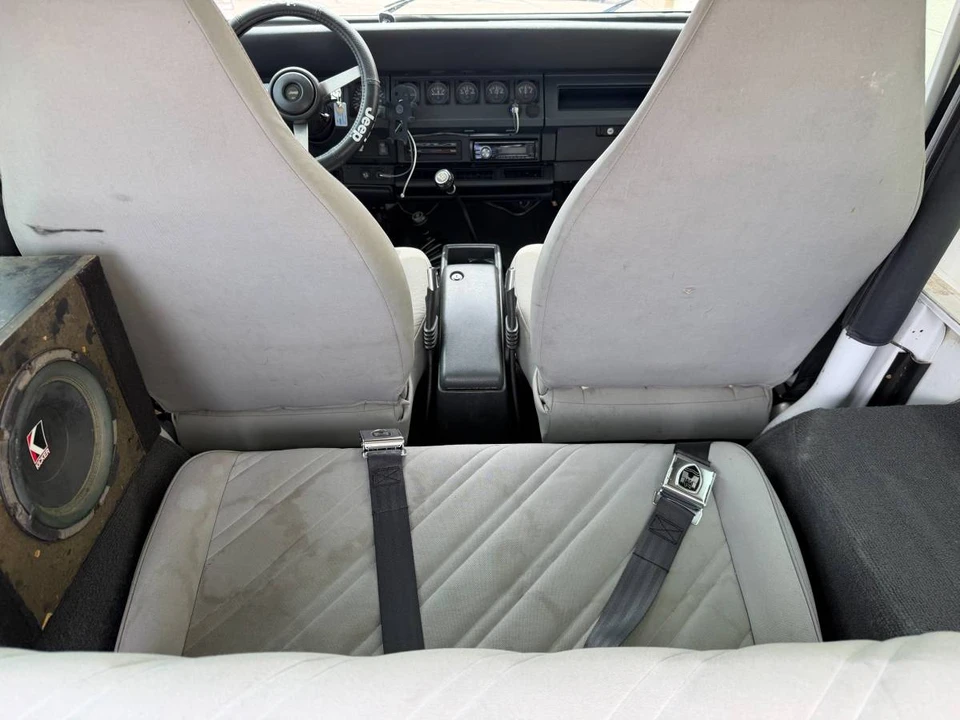 1994 Jeep YJ Wrangler - Image 14 of 24