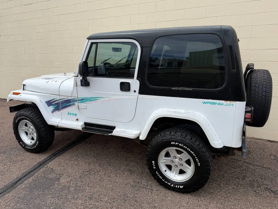 1994 Jeep YJ Wrangler - Image 3 of 24