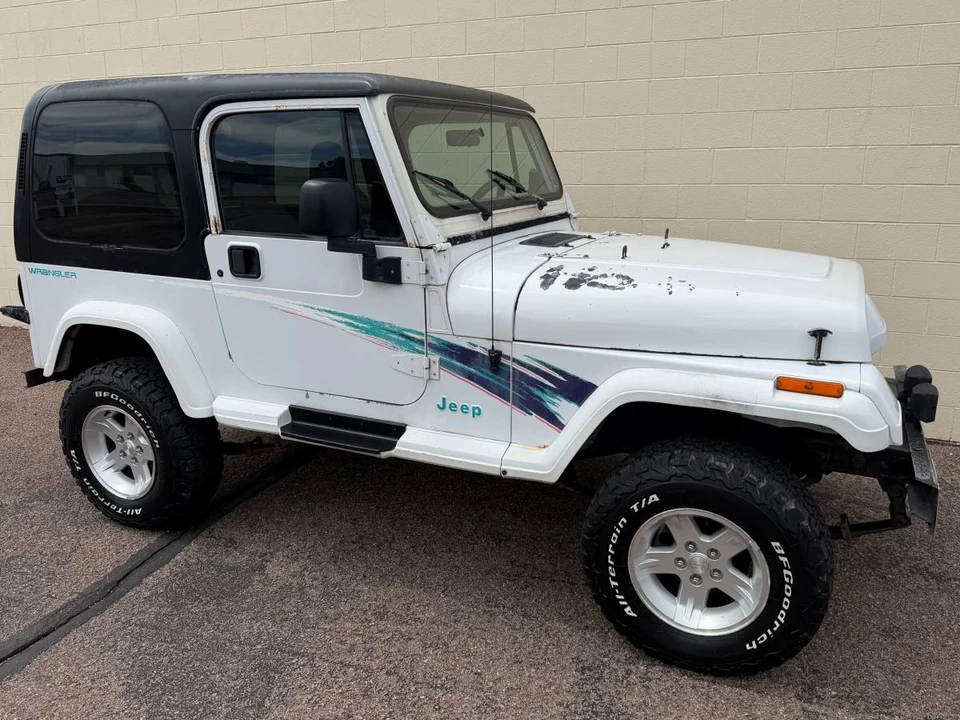 1994 Jeep YJ Wrangler - Image 6 of 24