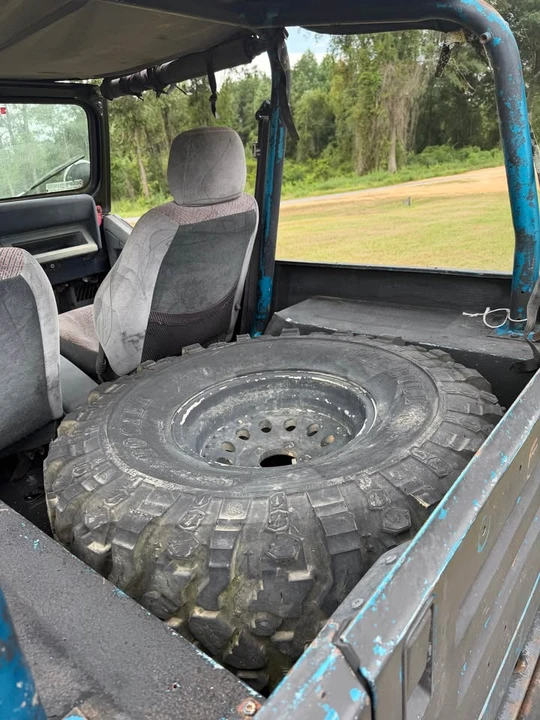 1994 Jeep YJ Wrangler - Image 4 of 9