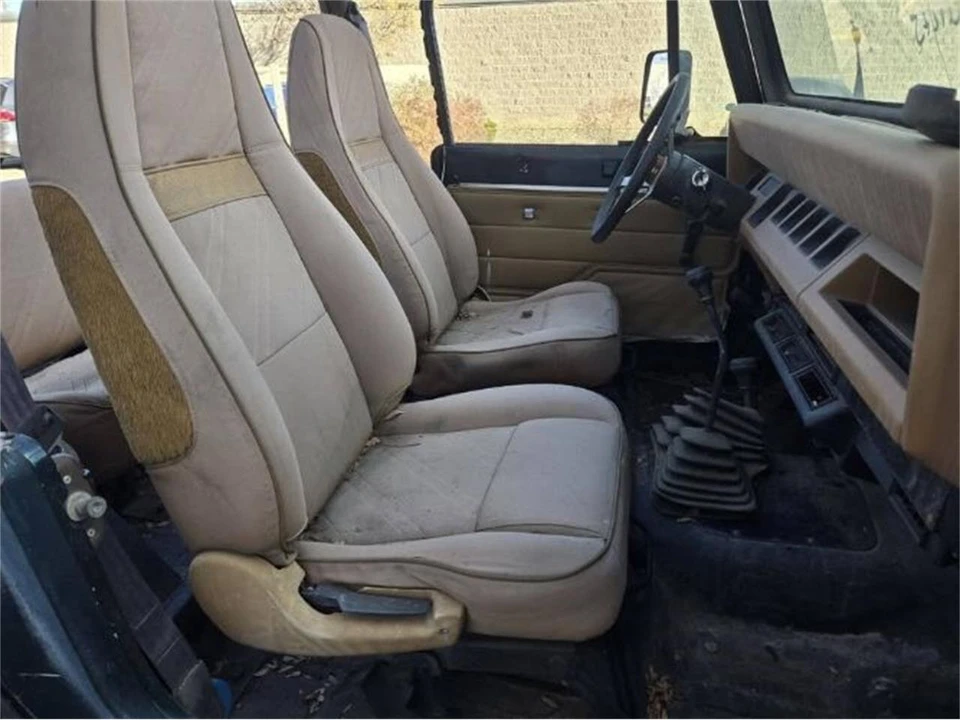 1994 Jeep YJ Wrangler - Image 13 of 21