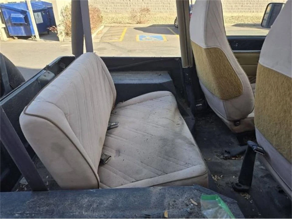 1994 Jeep YJ Wrangler - Image 11 of 21