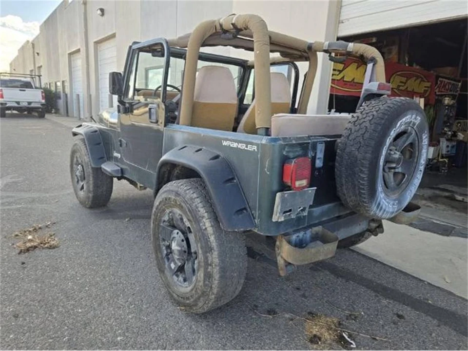 1994 Jeep YJ Wrangler - Image 19 of 21