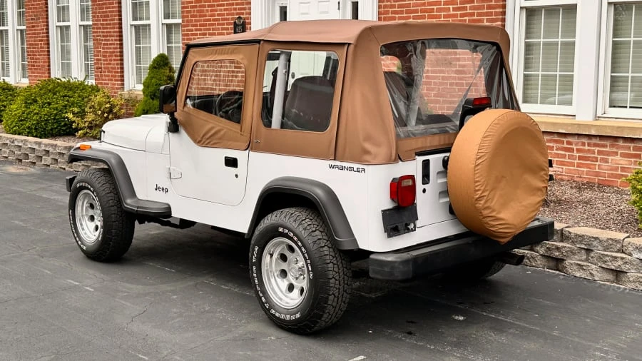 1994 Jeep YJ Wrangler - Image 3 of 7