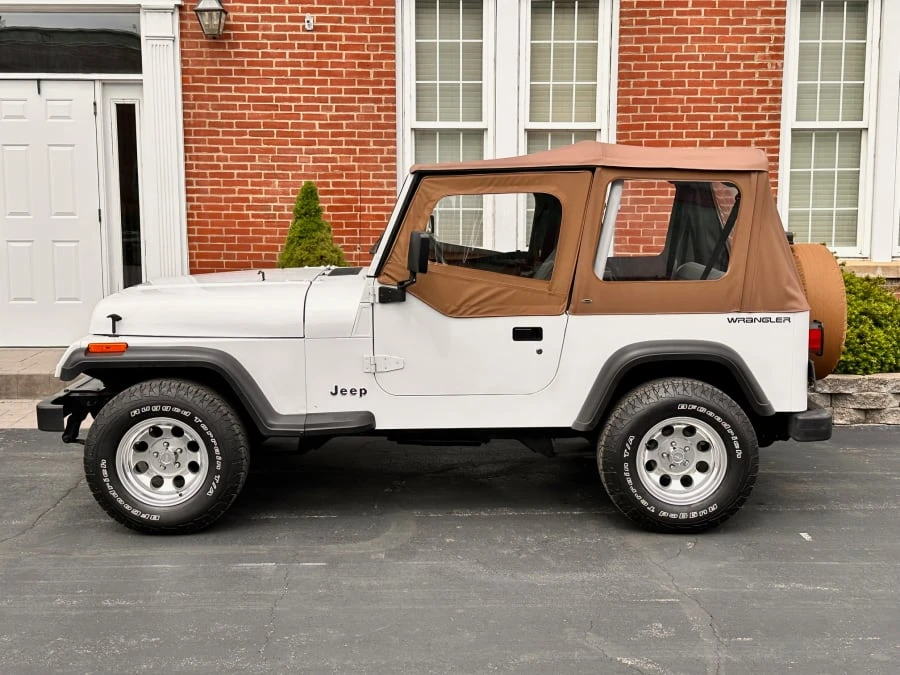1994 Jeep YJ Wrangler - Image 2 of 7