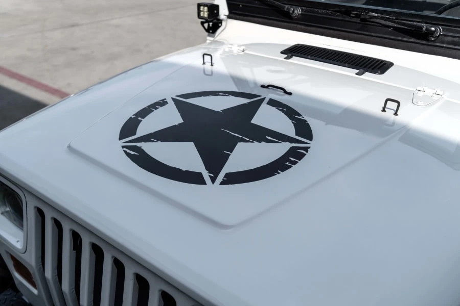 1994 Jeep YJ Wrangler - Image 9 of 31