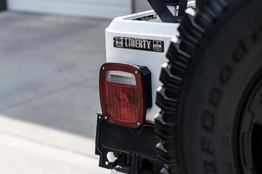 1994 Jeep YJ Wrangler - Image 22 of 31