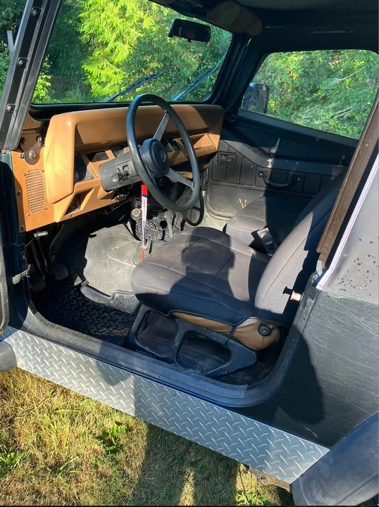 1994 Jeep YJ Wrangler - Image 6 of 6