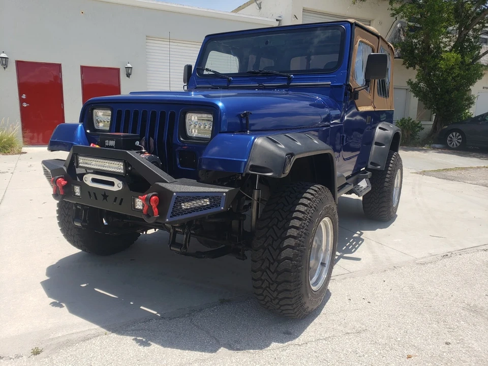 1994 Jeep YJ Wrangler - Image 17 of 19