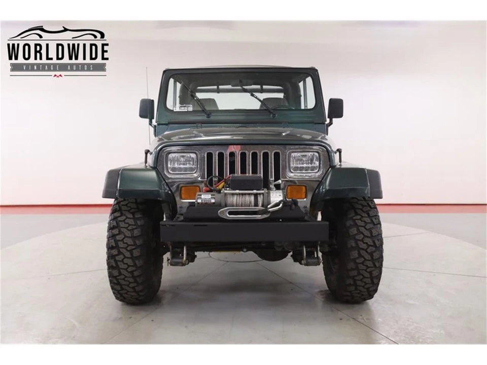 1994 Jeep YJ Wrangler - Image 19 of 31