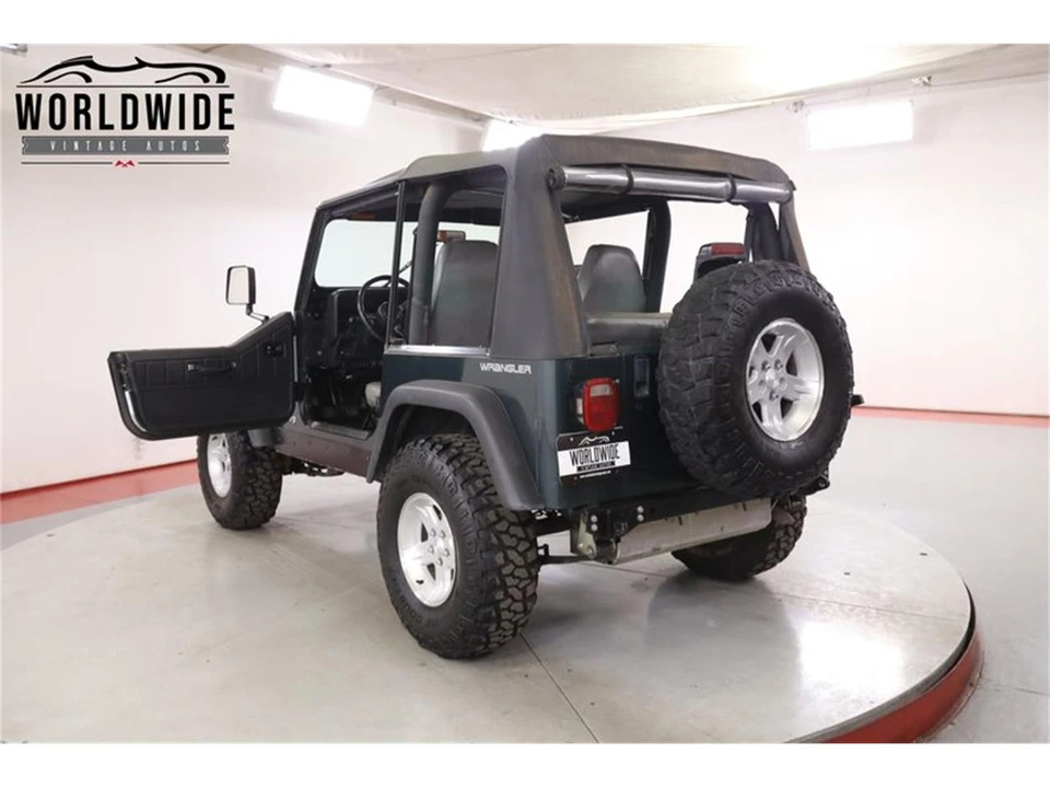 1994 Jeep YJ Wrangler - Image 29 of 31