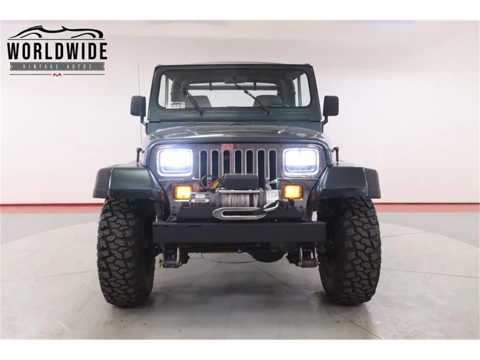 1994 Jeep YJ Wrangler - Image 20 of 31