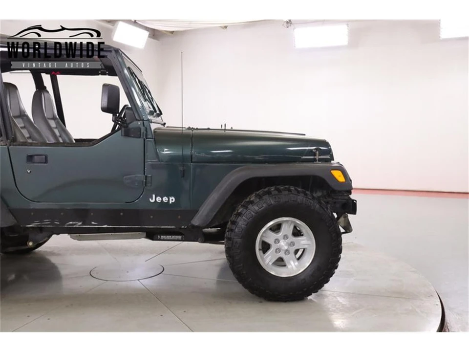 1994 Jeep YJ Wrangler - Image 12 of 31