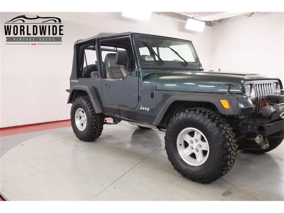 1994 Jeep YJ Wrangler - Image 18 of 31