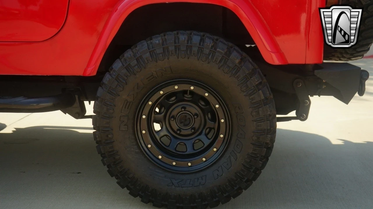 1994 Jeep YJ Wrangler - Image 10 of 21