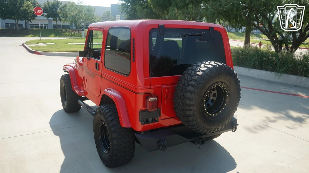 1994 Jeep YJ Wrangler - Image 10 of 12